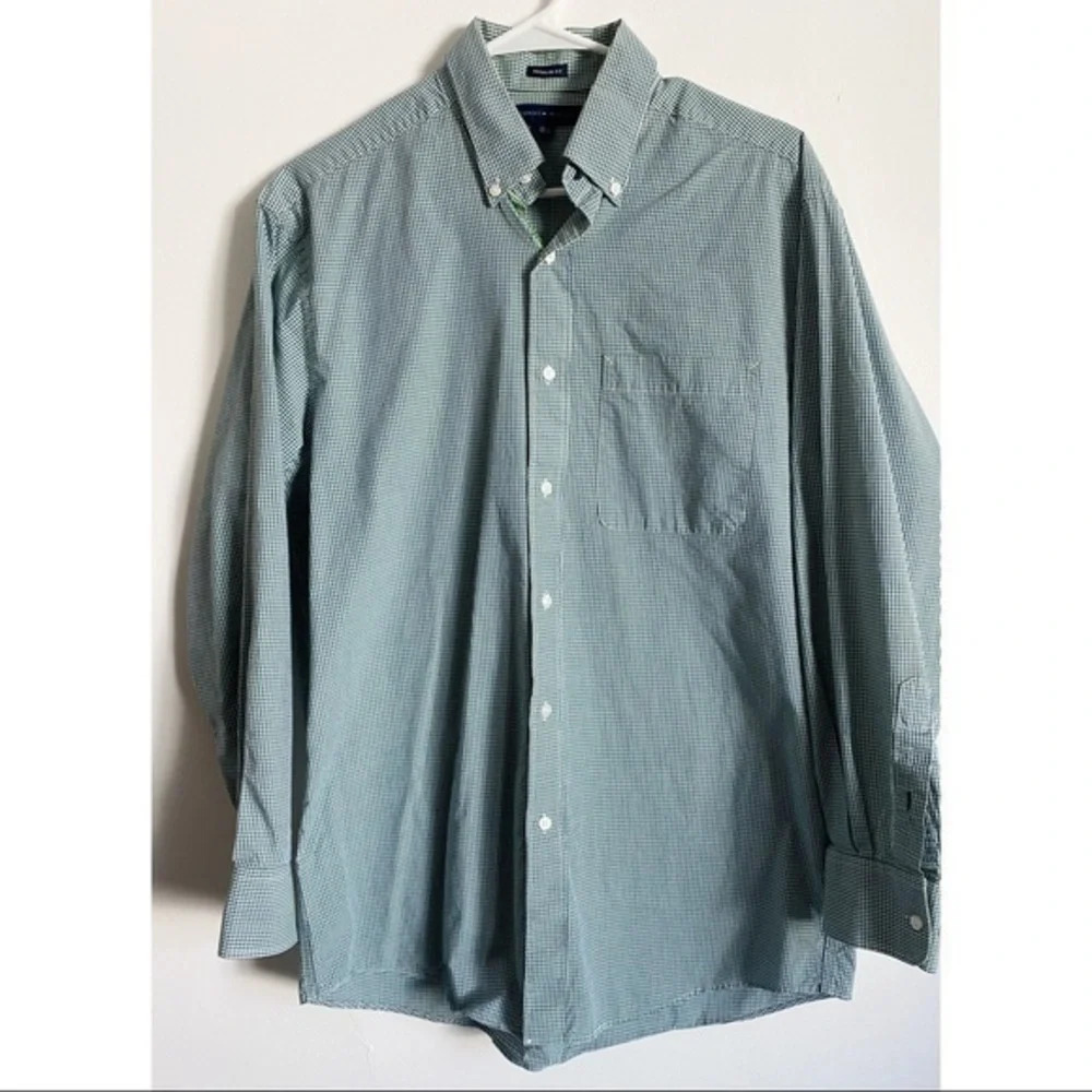 Tommy Hilfiger • Green Plaid Button Down Shirt